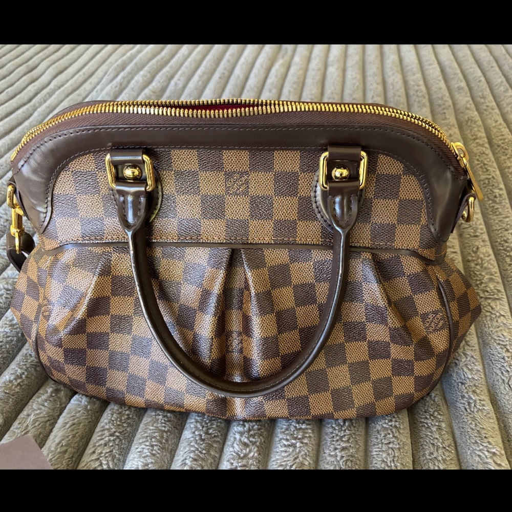 Louis Vuitton Trevi PM